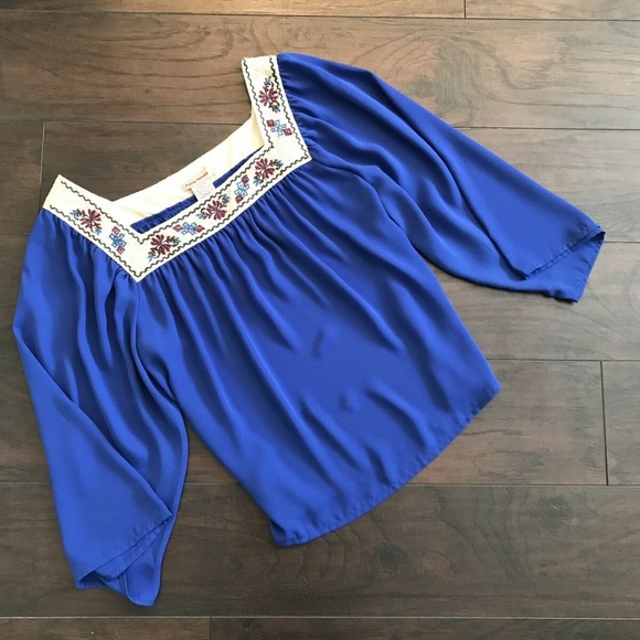 Flying Tomato blouse crocheted lace embroidered - Picture 3 of 8